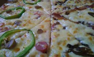 Pizzas Cuauhtemoc food