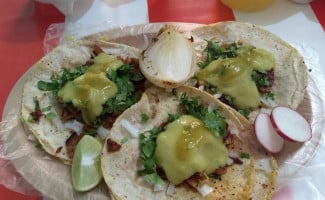 Tacos El Primo food