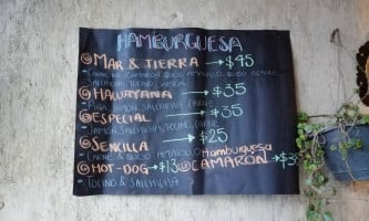 Hamburguesa Chay's menu