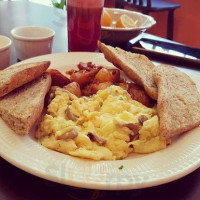 Dough La Cafeteria food