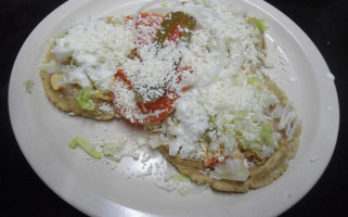 Antojitos Mexicanos Auri food