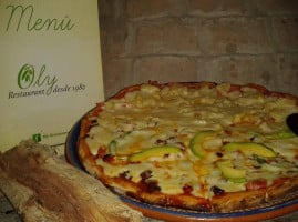 Pizzas Oly food