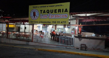 Tacos Los Tarascos (zihuatanejo) outside