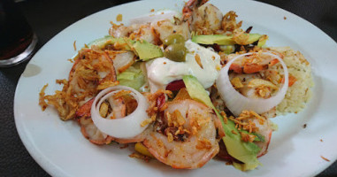 Mariscos El Pescadito food