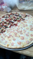 Tonni*z Pizza food