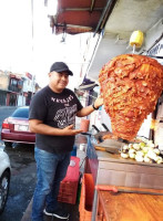 El Caminero De Michoacán food