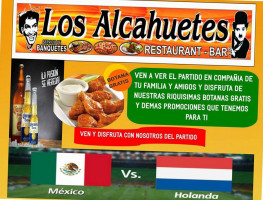 Los Alcahuetes food