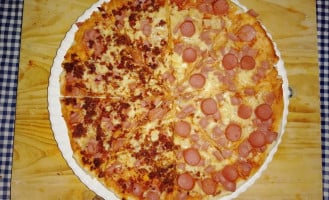 Yummy Pizzas Juchitan food