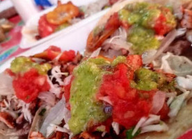 Tacos Y Tortas Las 5 Calles food