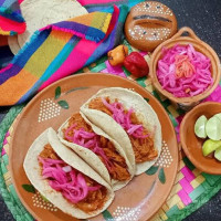 El Achiote Cochinita Pibil food