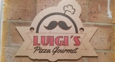 Luigis Pizza Gourmet food