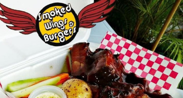 Smoked Wings Burgers food