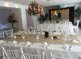 Salon Para Eventos Casa Barcenal food