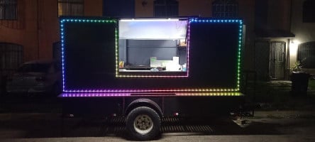 Bandido's Food Truck outside