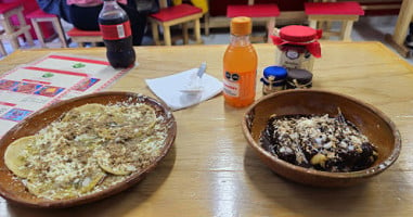 La Chalupería food