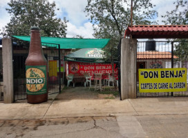 Don Benja Grill. Hamburguesas Y Cortes Al Carbón food