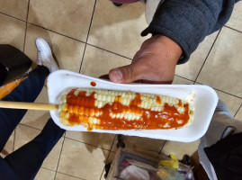 Los Elotes Y Las Chaskas De La Madero food