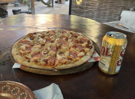 Roots Pizzas A La Leña Isla Holbox food