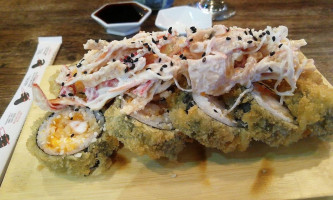 Iki Sushi Poke food