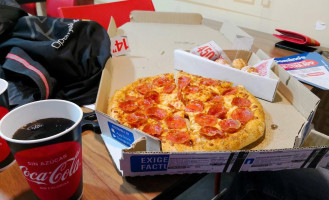 Domino's Pizza food