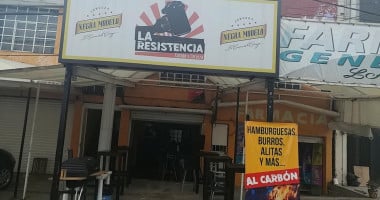 La Resistencia Carbón Y Cerveza outside