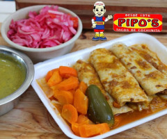 Tacos Pipos food