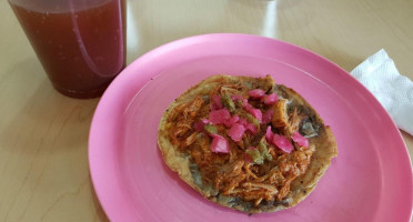 Güero Pibil food