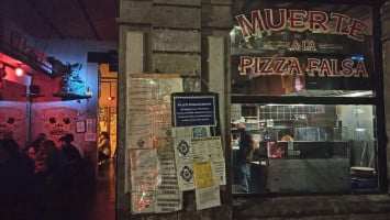 Muerte A La Pizza Falsa Roma menu