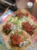 Tacos El Pilon food