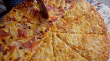 Pizza Lover's Escalerillas food