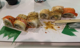 Sensei Sushi Ferreria food