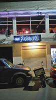 Don Poolpo outside