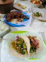 Tacos De Barbacoa “el Rayo” food