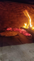 Argra Pizzas food