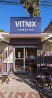 Vitnix outside