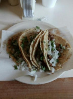 Taqueria Jhonny food