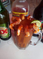 Micheladas Dylan's food