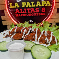 La Palapa Alitas Hamburguesas food