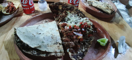 Las Tlayudas Oaxaqueñas food