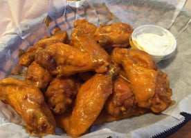 Griffin's Wings food