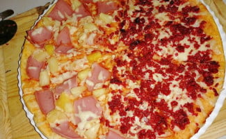 Yummy Pizzas Juchitan food