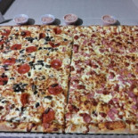 Sicilia Pizza Juan José Rios Comida