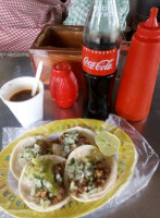 Taqueria El Consomecito food