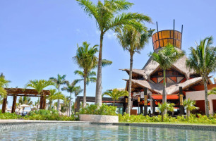 Villa Del Palmar Cancun Luxury Beach Resort inside