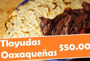 Las Tlayudas food