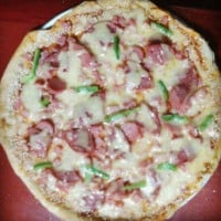 Tito's Pizza food