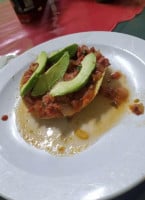 Mariscos Arturo´s food