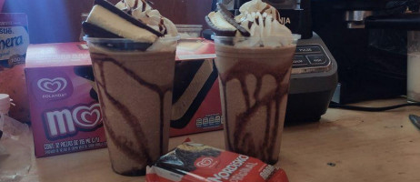 Frappe's San Miguel food