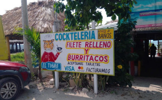 Cocteleria El Tigre food