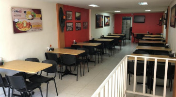 Y Cafeteria La Colinita inside